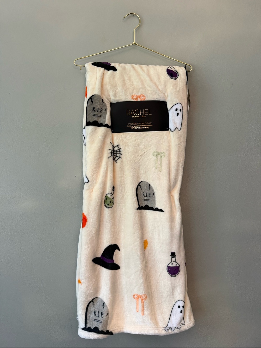 RACHEL by Rachel Roy Halloween Plush Throw Blanket